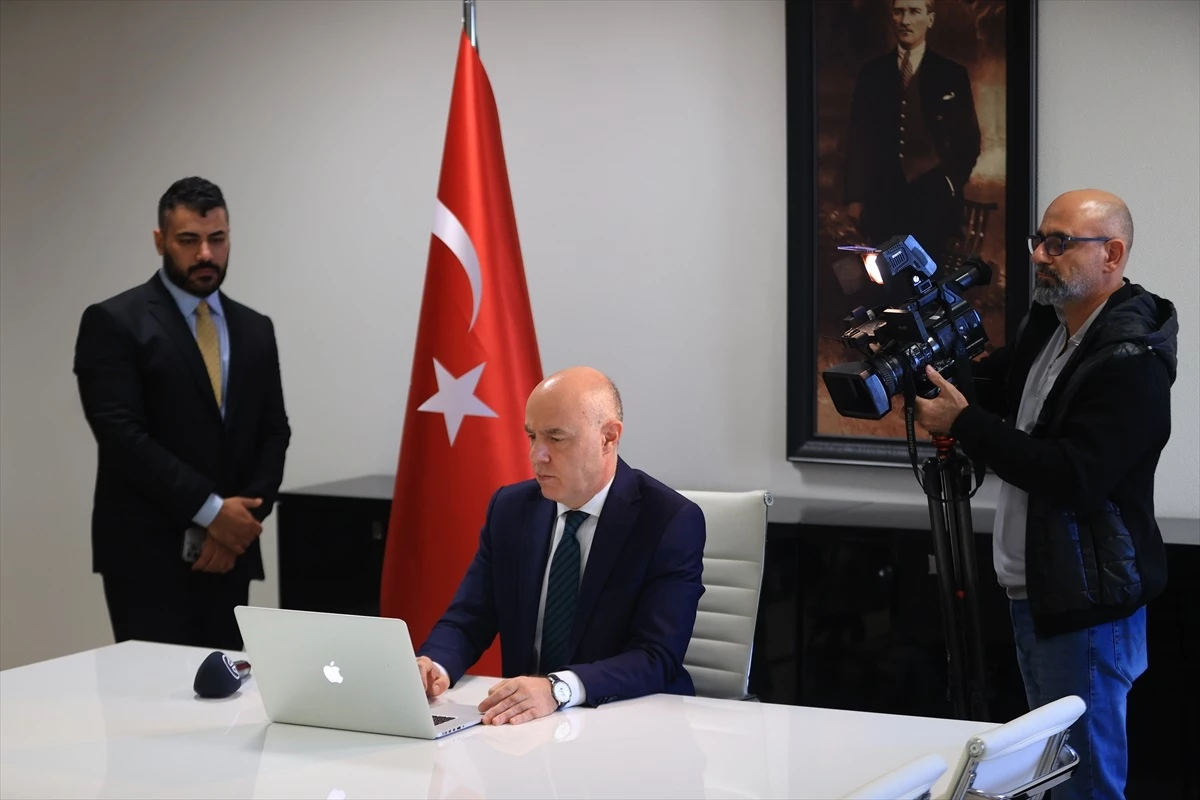 Türkiye\'nin Bağdat Büyükelçisi Ali Rıza Güney, AA\'nın \'Yılın Kareleri\' oylamasında tercih yaptı