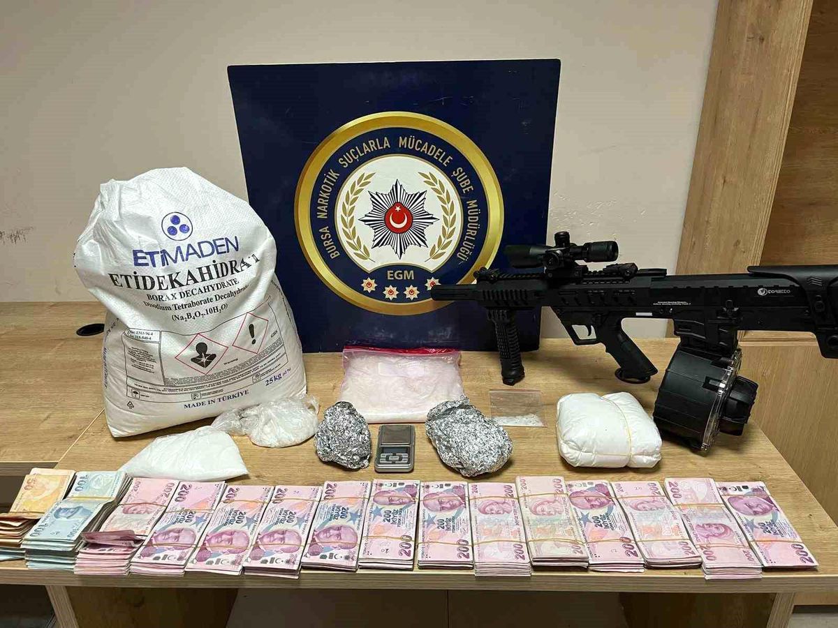 Bursa\'da Uyuşturucu Ticareti Yapan Şahıs Yakalandı