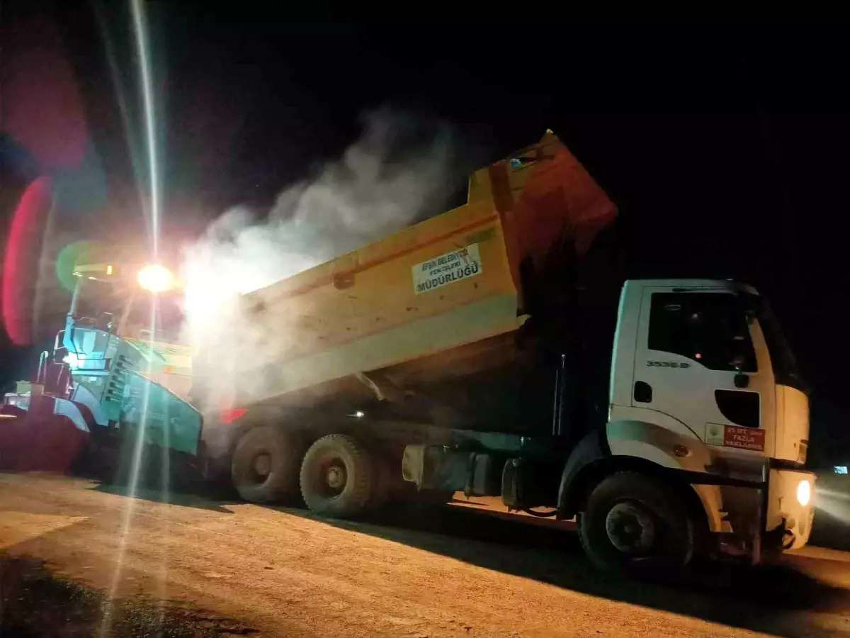 Afşin\'deki deprem konutlarının yol asfalt çalışmaları tamamlandı