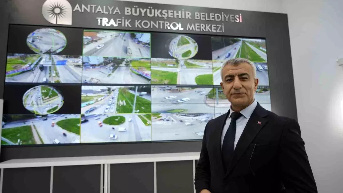 Antalya\'da trafik yoğunluğunu azaltmak için akıllı kavşak uygulaması