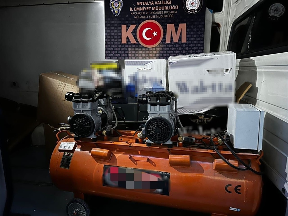 Antalya\'da kaçakçılık operasyonunda 6 şüpheli gözaltına alındı