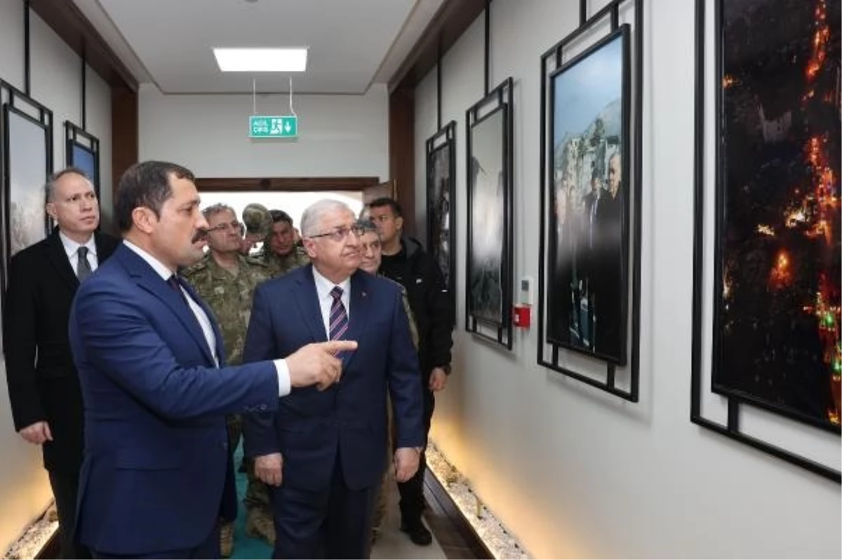 Milli Savunma Bakanı Yaşar Güler, Hatay Valiliği\'ni ziyaret etti
