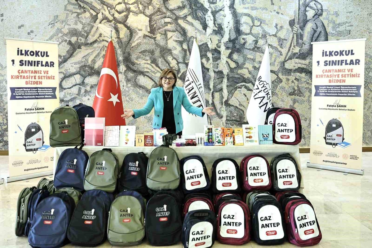 Gaziantep Büyükşehir Belediyesi Vatandaşlara Hizmet Sunuyor