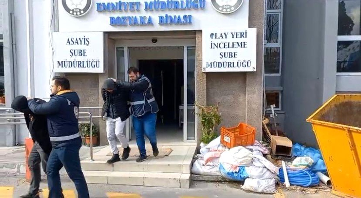 İzmir\'de dolandırıcılar yakalandı, 2 şüpheli tutuklandı