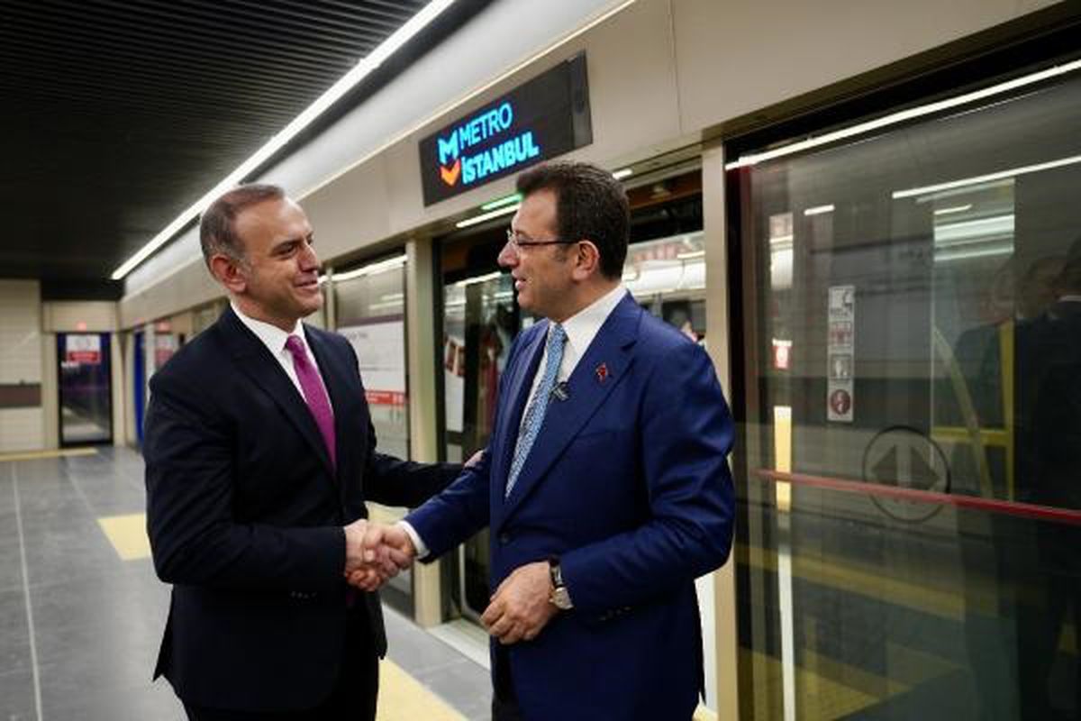 İstanbul Büyükşehir Belediye Başkanı Ekrem İmamoğlu, Çekmeköy-Sancaktepe-Sultanbeyli metro hattının test sürüşüne katıldı