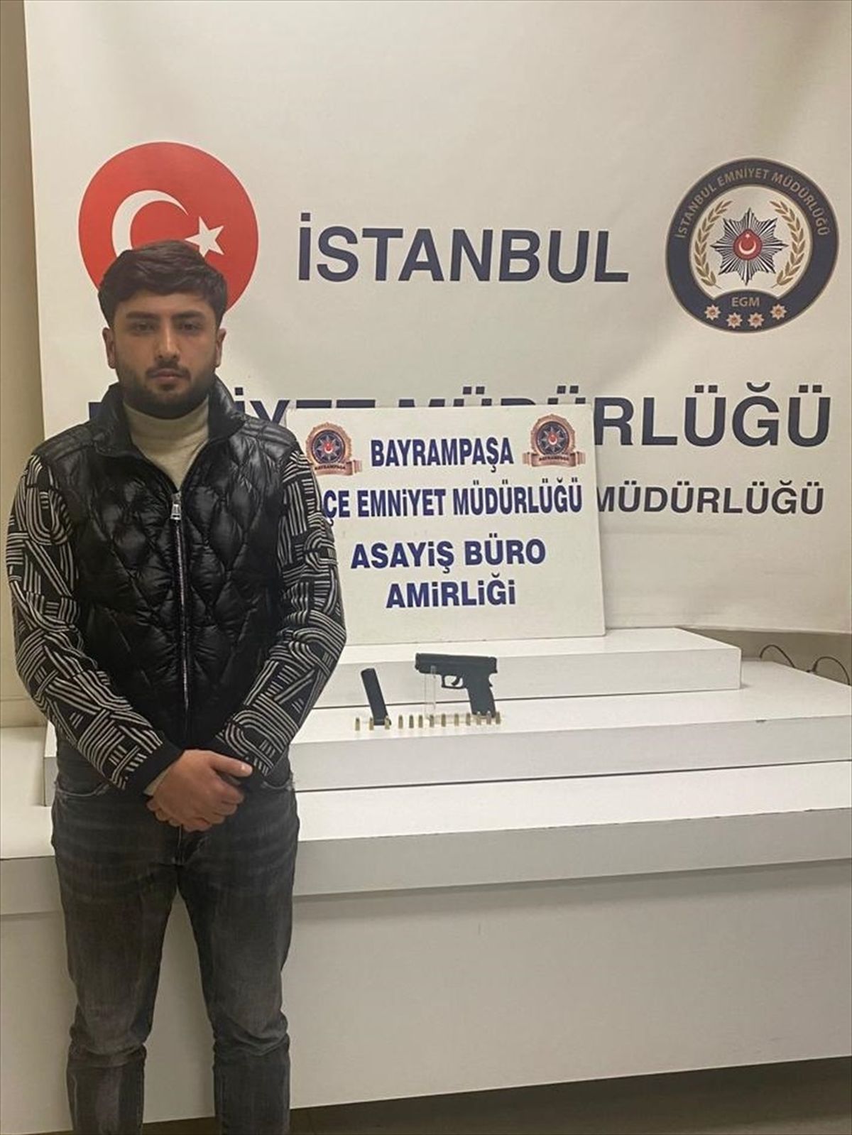 İstanbul Bayrampaşa\'da Trafik Tartışması Silahlı Saldırıya Dönüştü