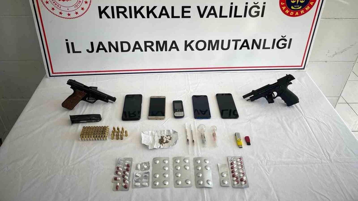 Kırıkkale\'de uyuşturucu operasyonunda 5 şüpheli gözaltına alındı