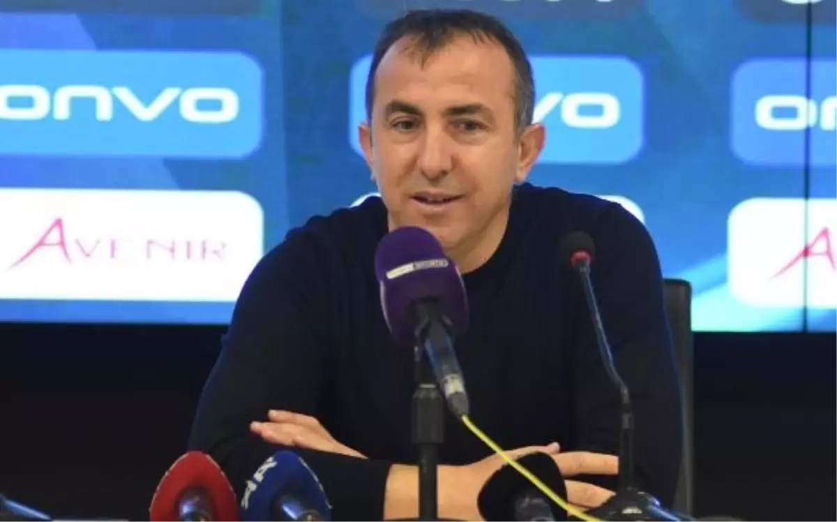 Kayserispor, Teknik Direktör Recep Uçar ile Yollarını Ayırdı