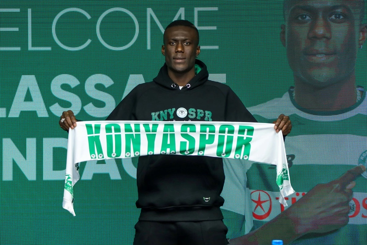 TÜMOSAN Konyaspor, Senegalli futbolcu Alassane Ndao\'yu transfer etti