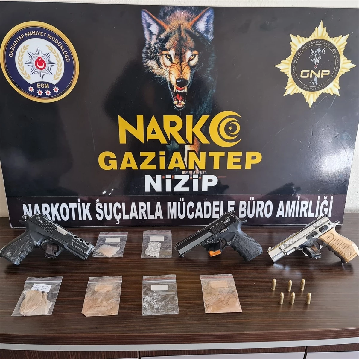 Nizip\'te uyuşturucu operasyonu: 10 şüpheli tutuklandı