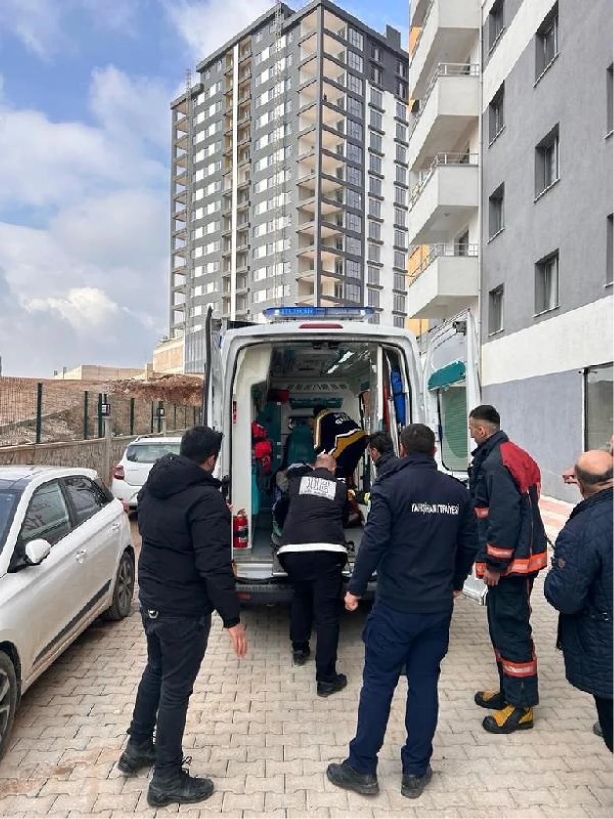 Kırıkkale\'de Asansör Arızası Sonucu İşçi Ağır Yaralandı