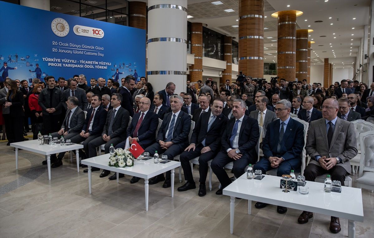 Ticaret Bakanı Ömer Bolat: İhracatta yükselme trendi devam ediyor
