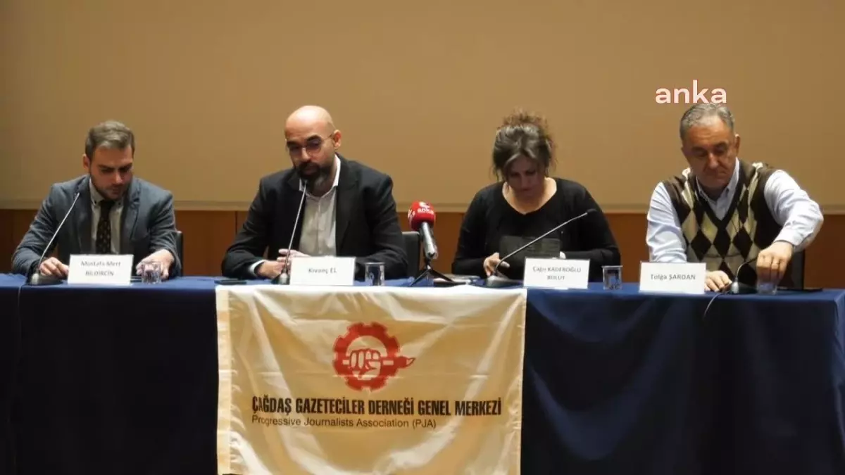 Tolga Şardan, Çgd'nin 'Gazetecilik Denince: Adalet, Demokrasi, Laiklik' Panelinde: 'Çok Ciddi Bir Baskı Sarmalı Altında Mesleği İdame Ettiriyoruz'