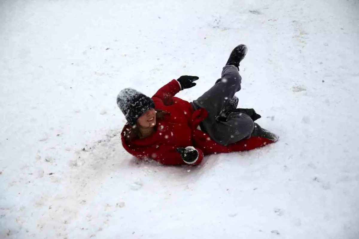 Ayder Yaylası'nda Kardan Adam Festivali Başladı