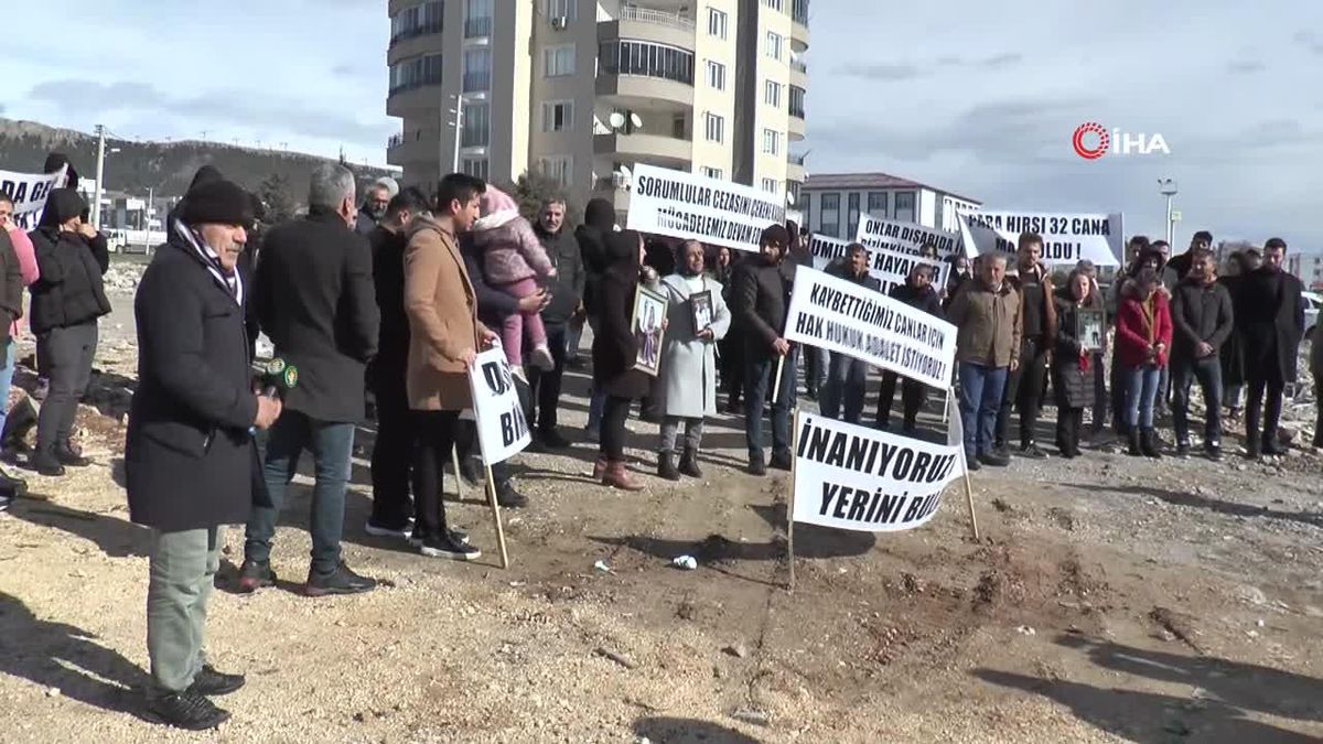 32 kişinin hayatını kaybettiği binanın müteahhidine tepki