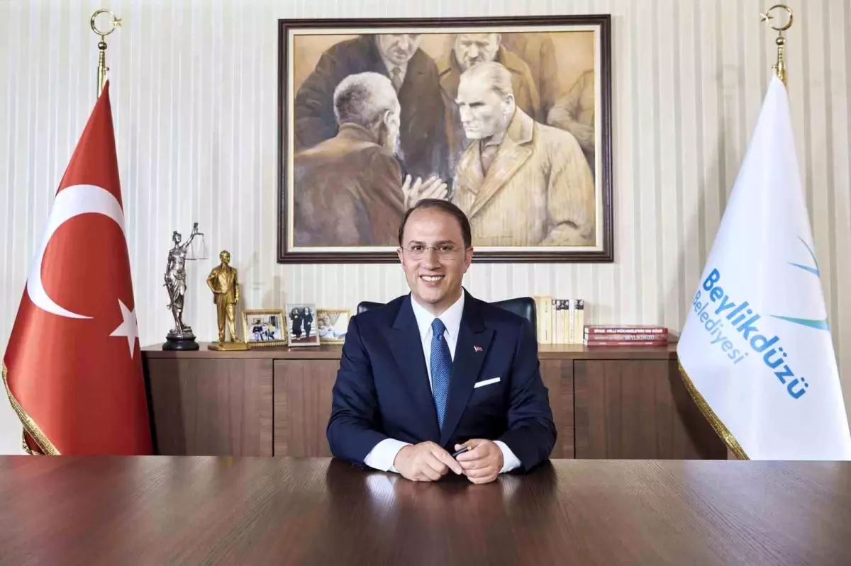 İstanbul'un ilk Şehir Plancısı Beylikdüzü Belediye Başkanı Mehmet Murat Çalık, ikinci kez aday gösterildi