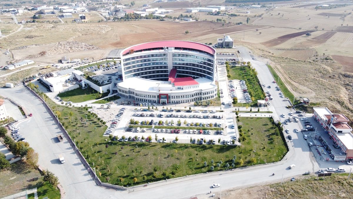 Beyşehir Devlet Hastanesi\'nden 528 bin 523 hastaya sağlık hizmeti