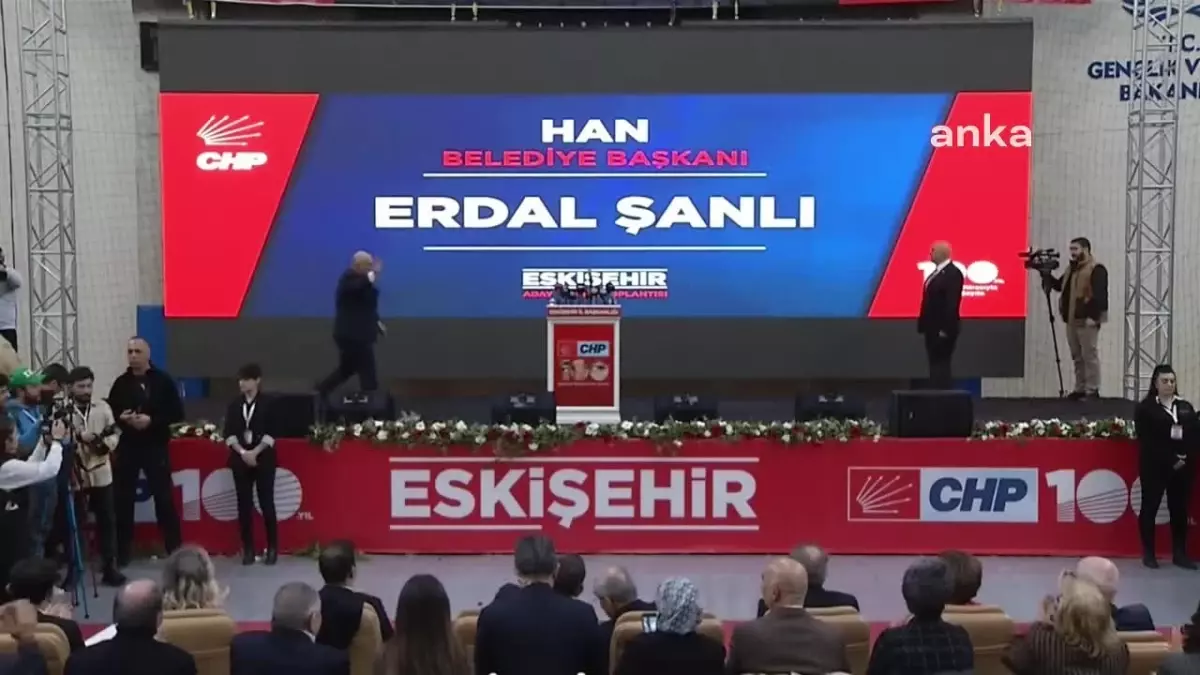 CHP Eskişehir Aday Tanıtım Toplantısı... Ayşe Ünlüce: "Eskişehir\'in Kazanımları Başarı ile Korunursa, Başka Şehirler İçin İlham Olmaya Devam Edeceğiz.