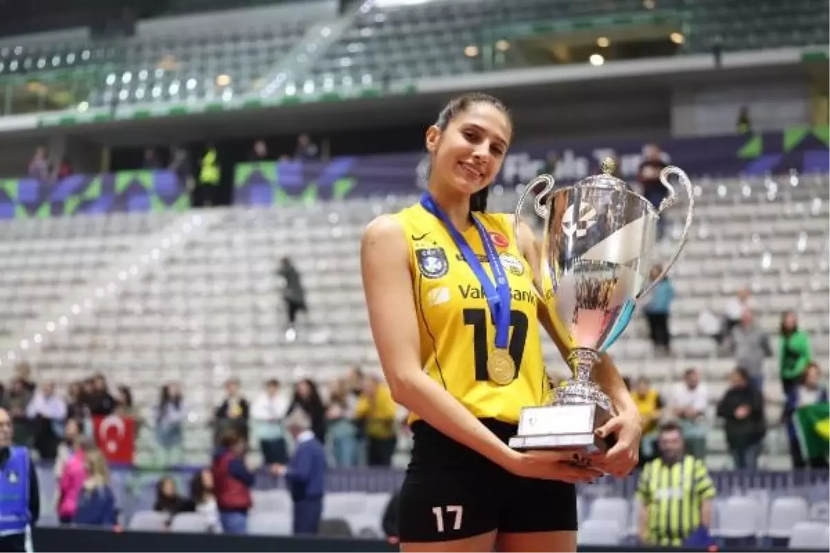 Derya Cebecioğlu, VakıfBank\'a geri dönüyor