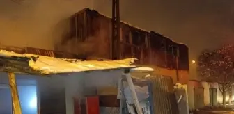 Iğdır'da Elektrikli Battaniye Yangını: Ev ve Dükkan Kullanılamaz Hale Geldi