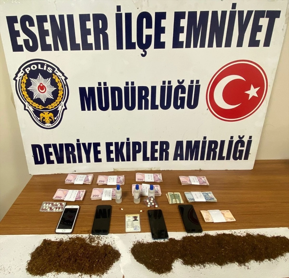 İstanbul\'da Uyuşturucu Ticareti Yapan Şüpheli Tutuklandı