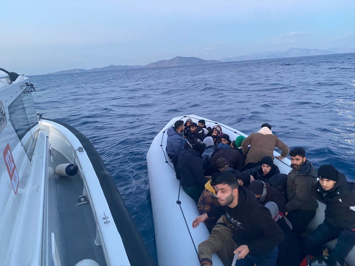 Bodrum Açıklarında 32 Düzensiz Göçmen Yakalandı