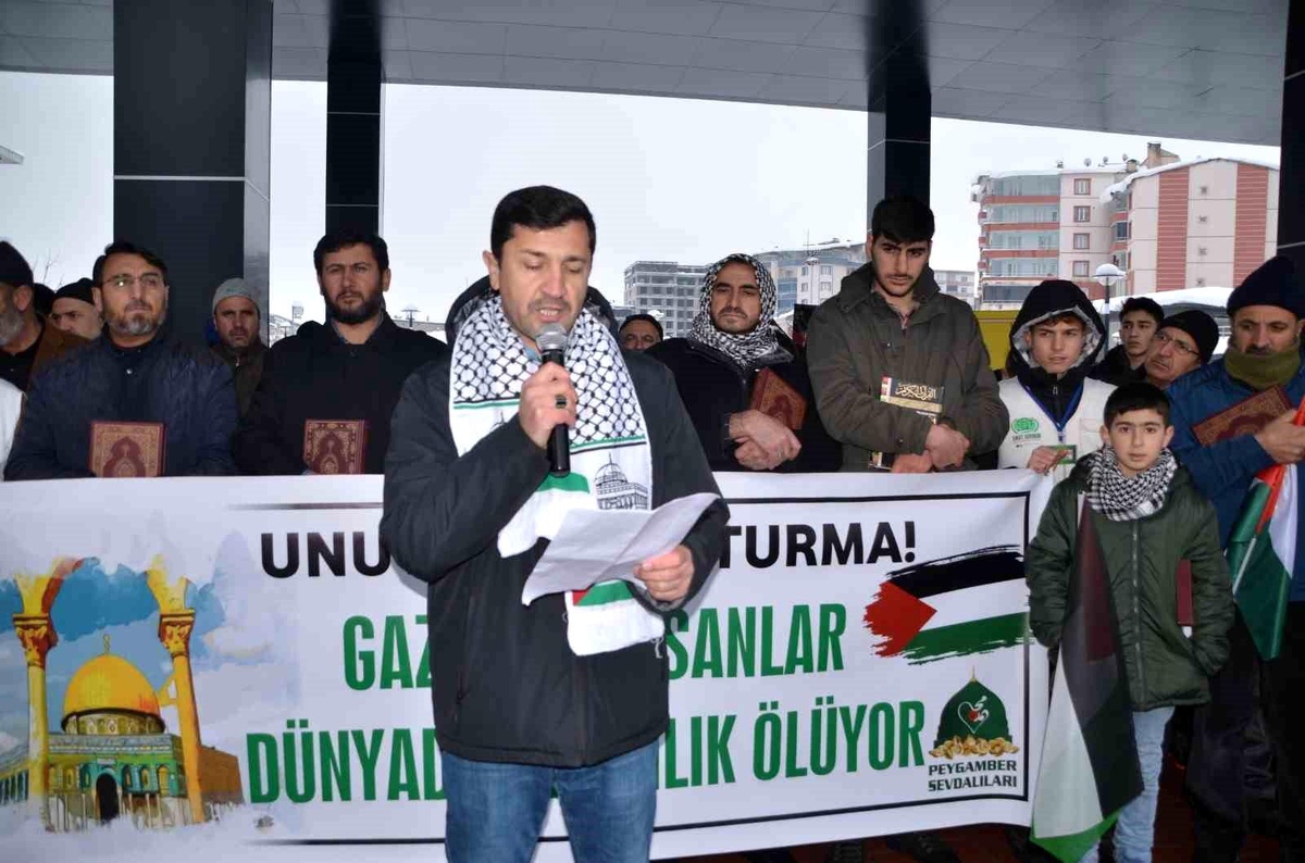 Muş\'ta İsrail\'in Gazze\'ye saldırıları protesto edildi