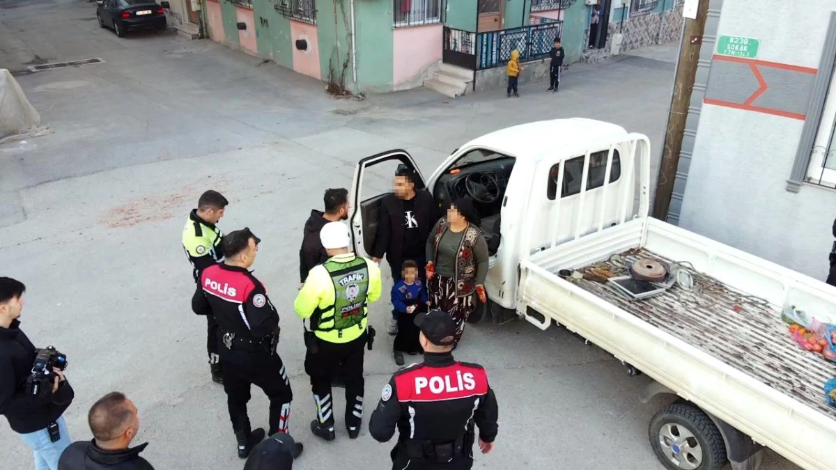 Ehliyetsiz Sürücü Pazara Çıktı, Kaçamadı