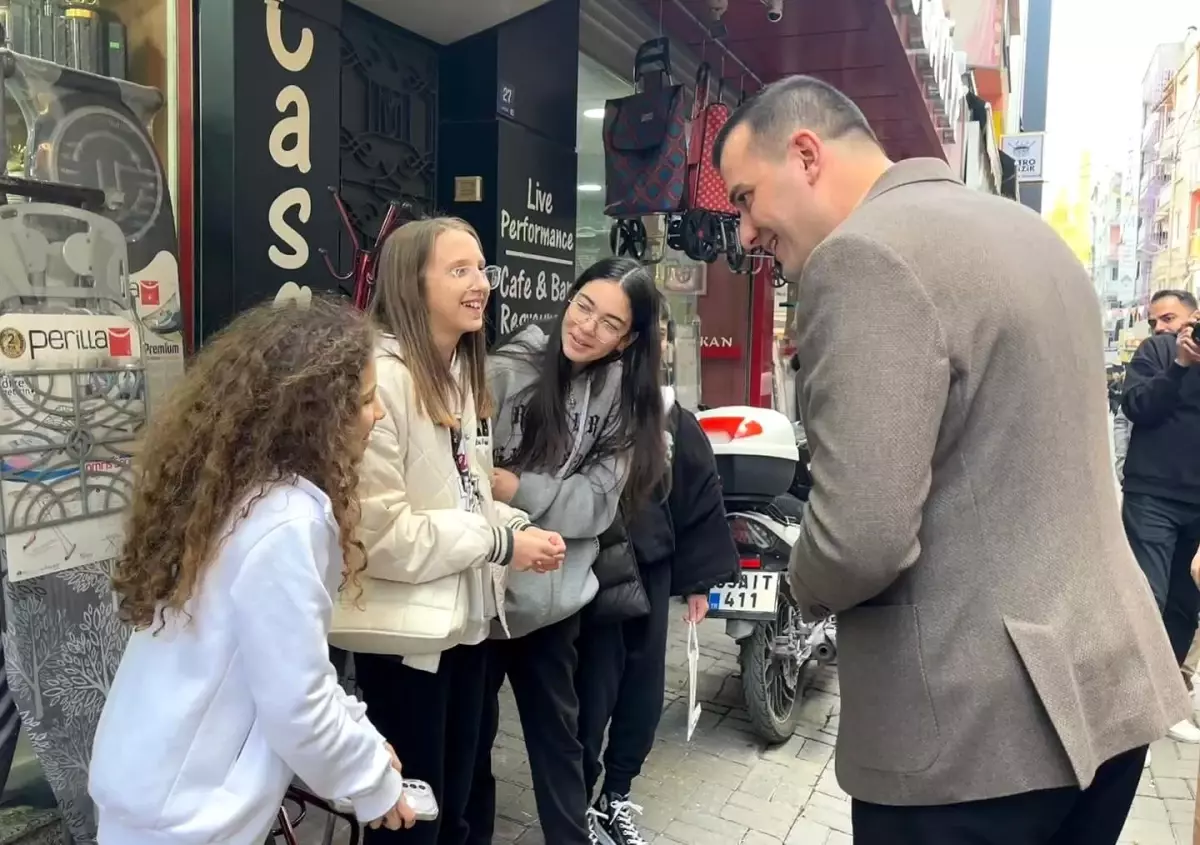 Aydın Efeler Belediye Başkan Adayı Burak Pehlivan Saha Çalışmalarına Devam Ediyor