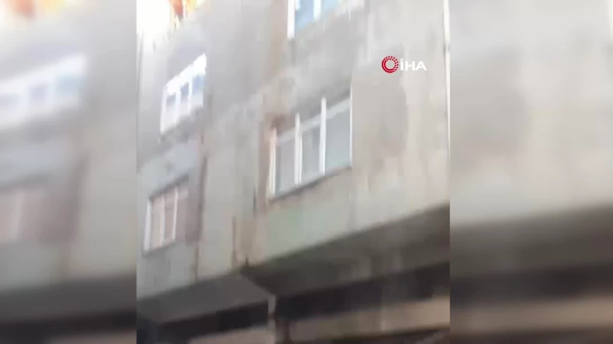 Samsun\'da ev yangını: 2 çocuk dumandan etkilendi