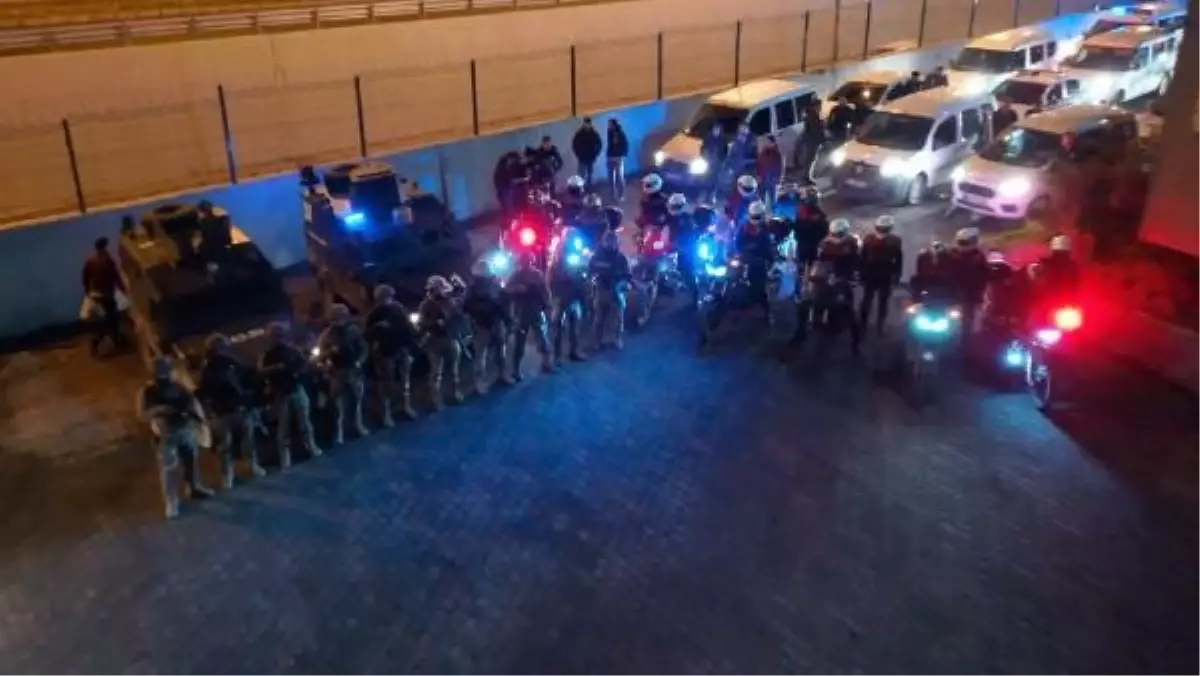 Şanlıurfa'da Yasa Dışı Silah Ticareti Operasyonu: 8 Tutuklama