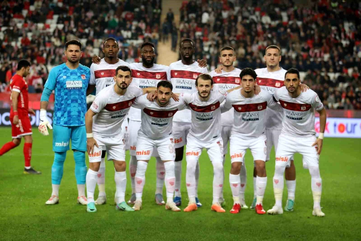 Sivasspor, Beşiktaş maçına 6 eksik futbolcuyla çıkacak