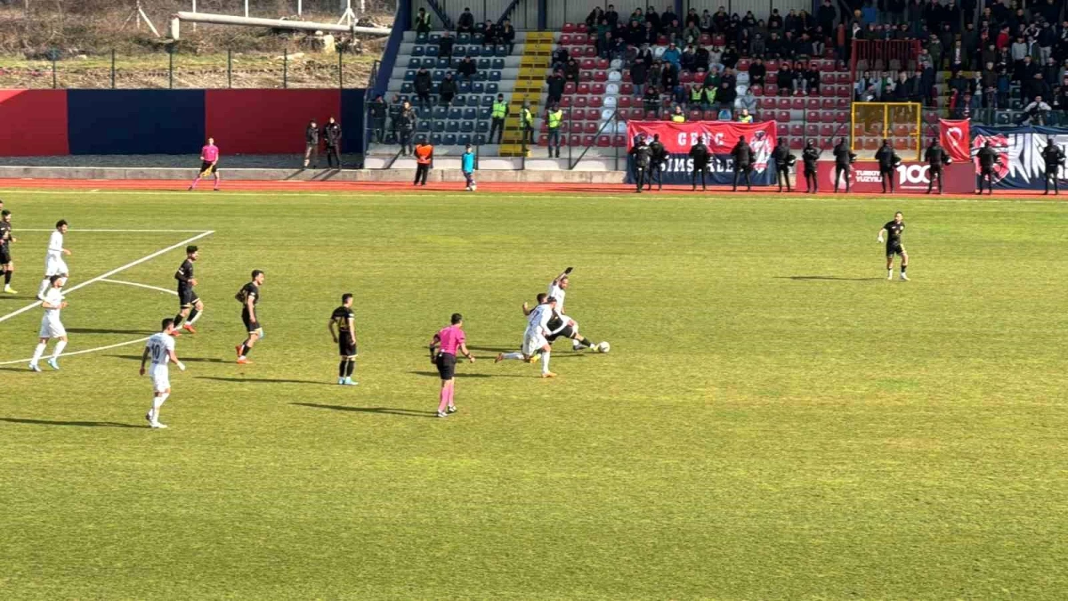 Düzcespor, Amed Sportif Faaliyetler\'e 3-0 mağlup oldu