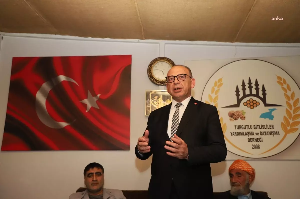 Turgutlu Belediye Başkanı Çetin Akın, Bitlisliler Yardımlaşma ve Dayanışma Derneği'ni ziyaret etti