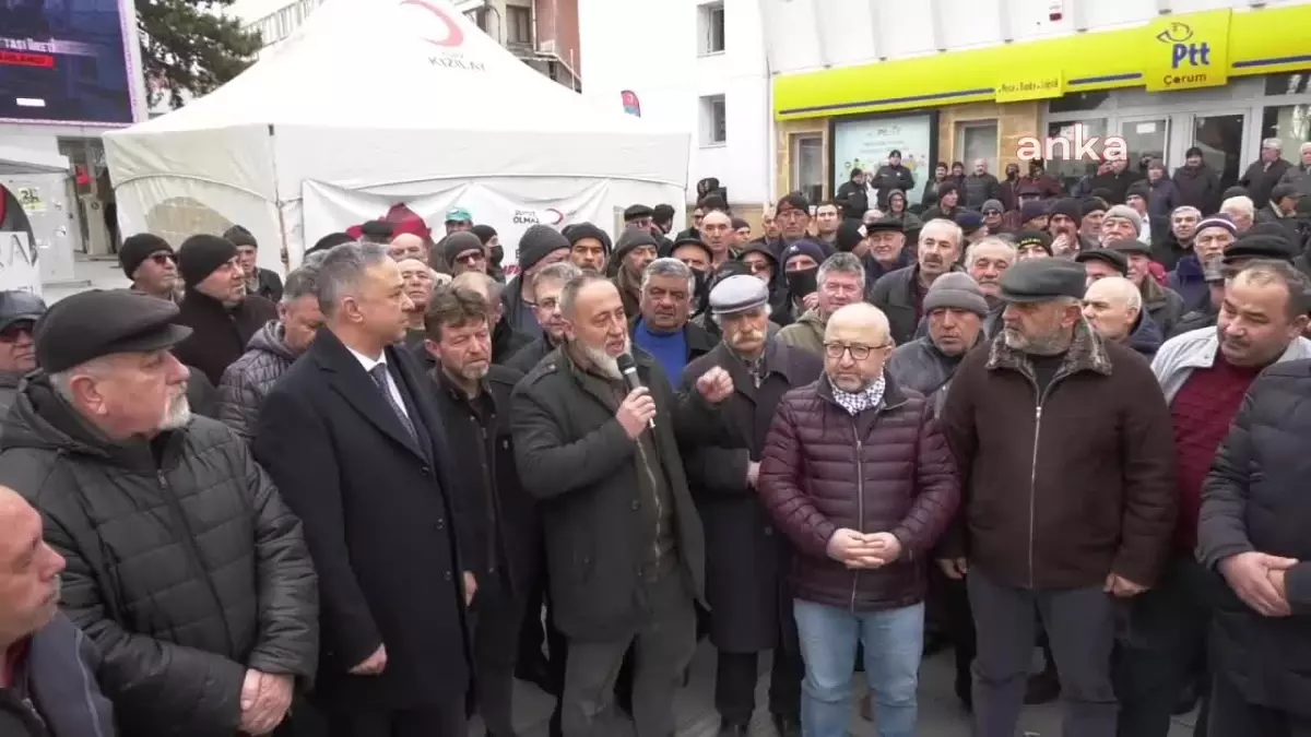 Çorum\'da emekliler maaşlarına yapılan zamları protesto etti