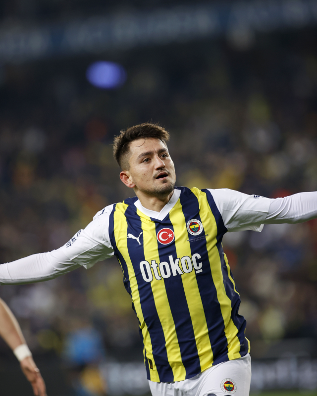 Yok artık Cengiz! Fenerbahçe'yi 12 dakikada öne geçirdi