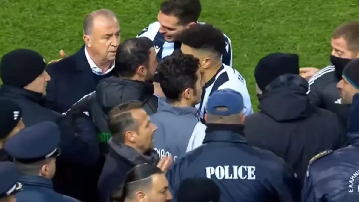 Fatih Terim ile Lucescu\'nun oğlu birbirine girdi! Polis zor ayırdı