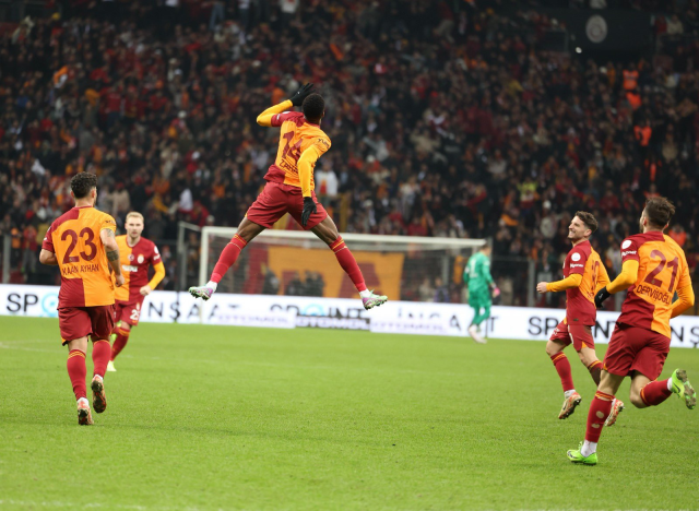Galatasaray, Gaziantep FK'yı geriden gelip devirdi