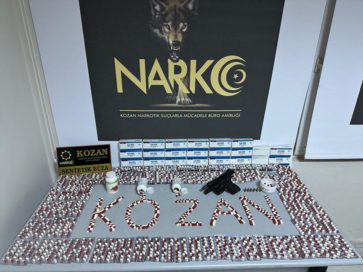 Kozan\'da yapılan operasyonda bin 782 uyuşturucu hap ele geçirildi