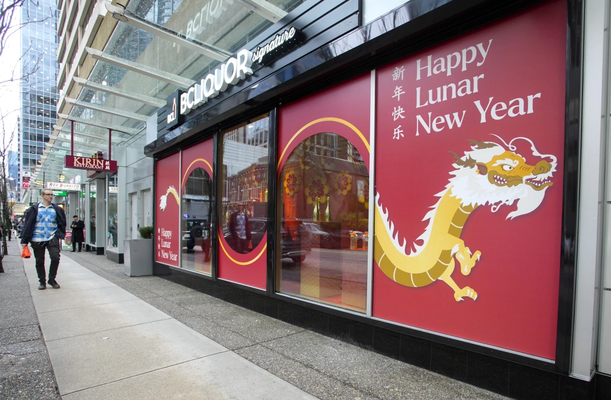 Vancouver\'daki Mağazalar Ejderha Yılına Hazırlanıyor