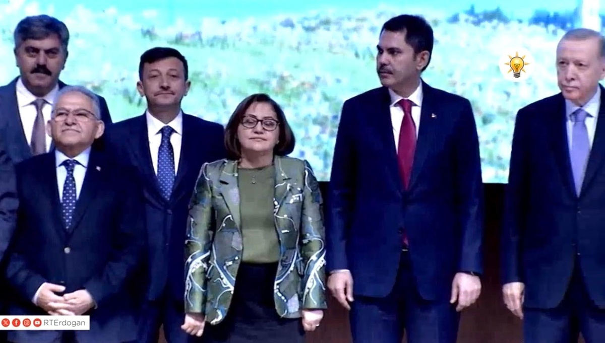 Kayseri Büyükşehir Belediye Başkanı Dr. Memduh Büyükkılıç, AK Parti Seçim Beyannamesi Tanıtım Toplantısı\'na katıldı