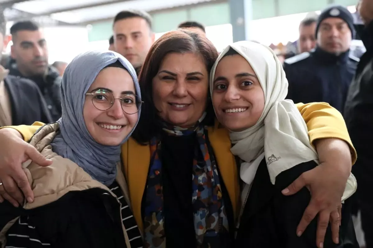 Aydın Büyükşehir Belediye Başkanı Özlem Çerçioğlu Söke'de Vatandaşlarla Buluştu