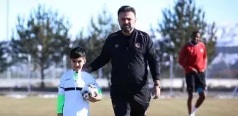 Sivasspor Teknik Direktörü Bülent Uygun, transfer çalışmaları hakkında konuştu