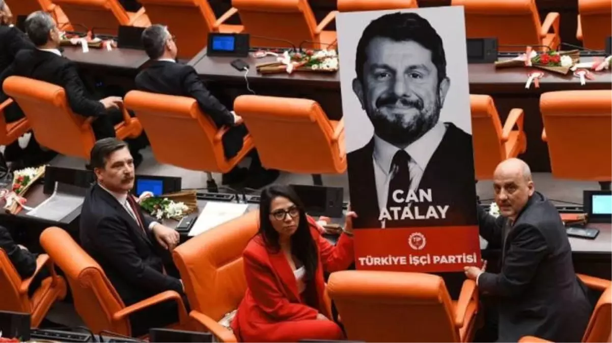 Can Atalay\\'ın Milletvekilliği Düşürüldü, Siyasilerden Tepkiler