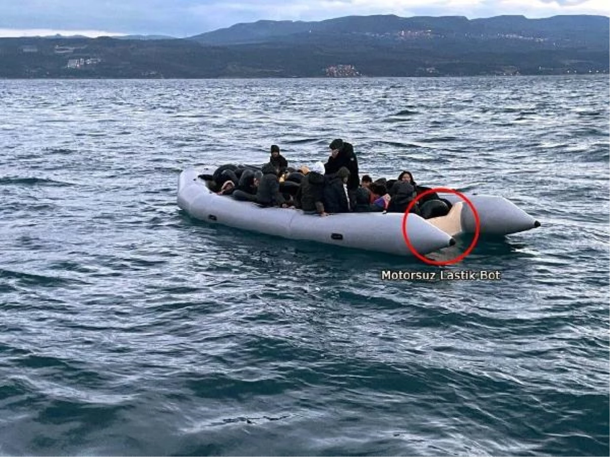Yunan unsurları tarafından geri itilen 37 kaçak göçmen kurtarıldı