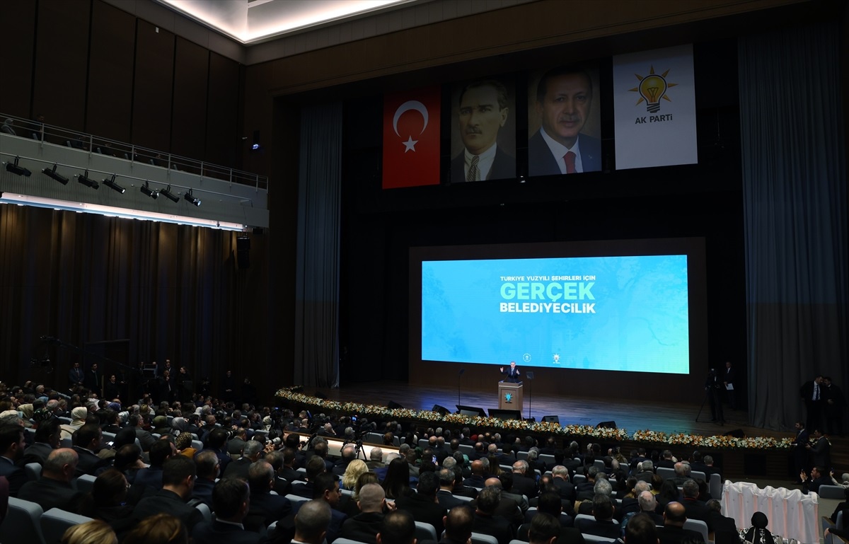 Erdoğan: Türkiye\'nin tökezlemesini bekleyen bir güruh var