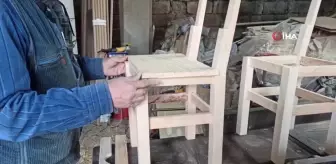 Depremde iş yeri yıkıldı, kendi imkanlarıyla yaptığı ekmek teknesiyle ayakta kaldı