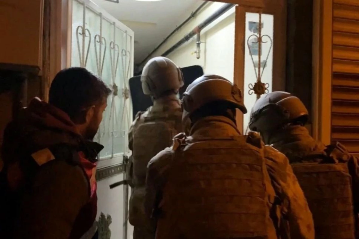 Diyarbakır ve Mersin\'de PKK/KCK operasyonu: 3 tutuklama