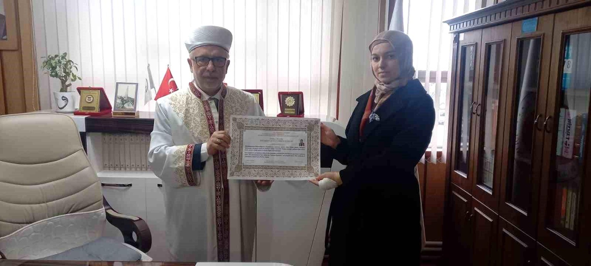 Ermenistan Vatandaşı Müslüman Oldu ve Emine İsmini Aldı