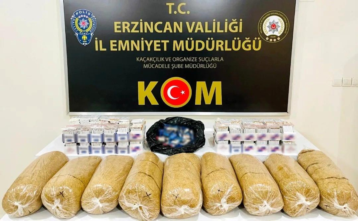 Erzincan\'da kaçak sigara operasyonunda ele geçirilen sigara ve tütünlerle birlikte 1 kişi gözaltına alındı